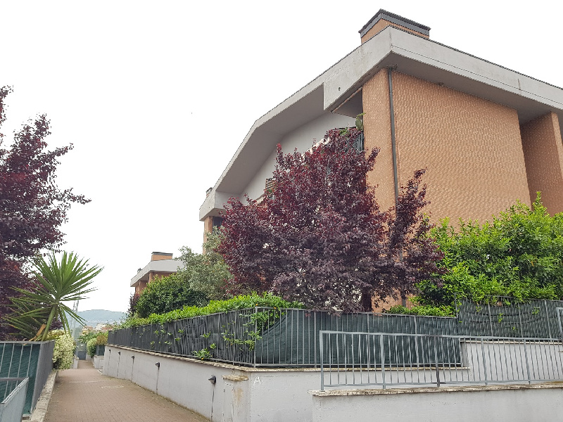 Appartamento ROMA vendita   Via Montepagano, GFS CASE DI GABRIELE GRIECO