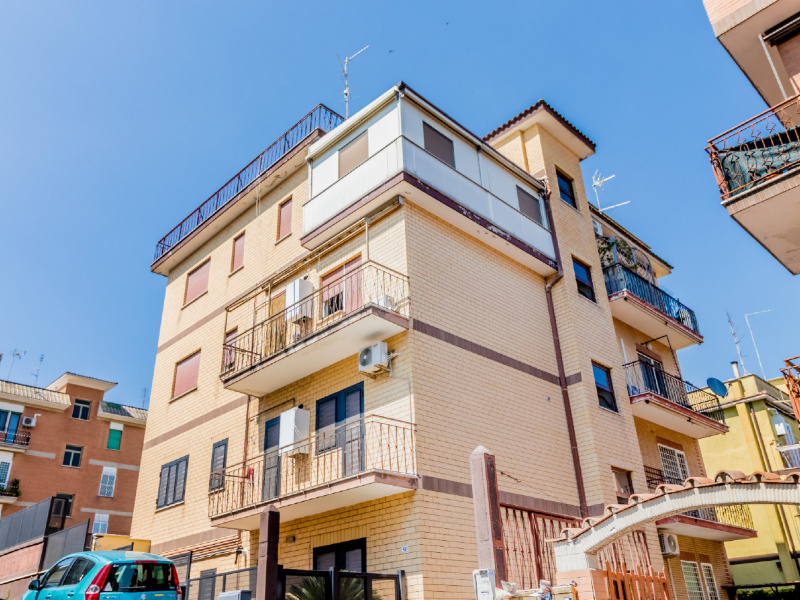  roma vendita quart: labaro gfs case di gabriele grieco