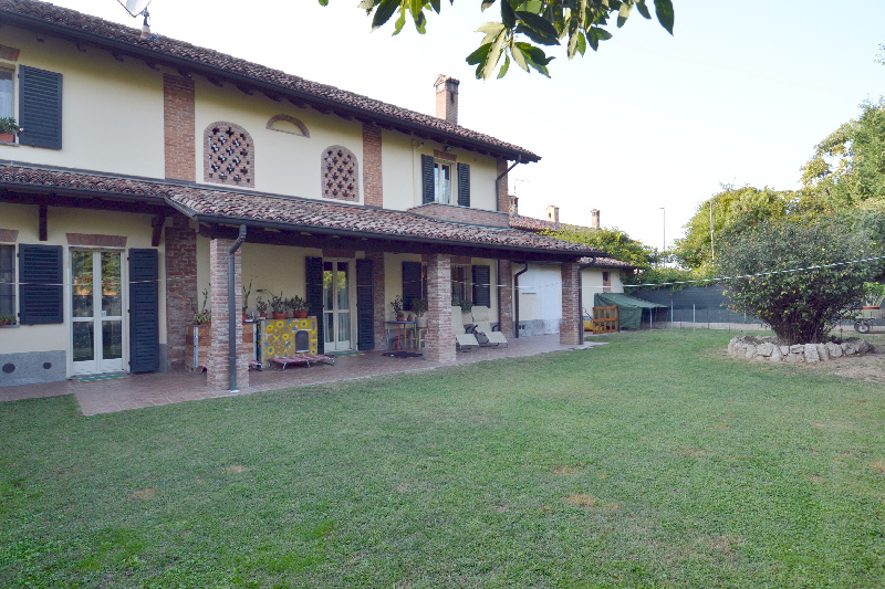  pieve fissiraga vendita quart:  studio fanfulla s.n.c.