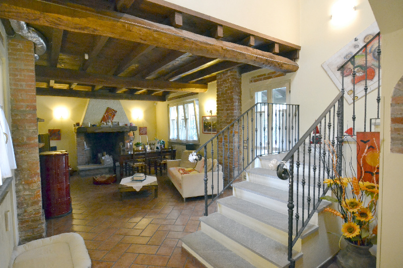 Rustico - Cascina PIEVE FISSIRAGA vendita    Studio Fanfulla s.n.c.