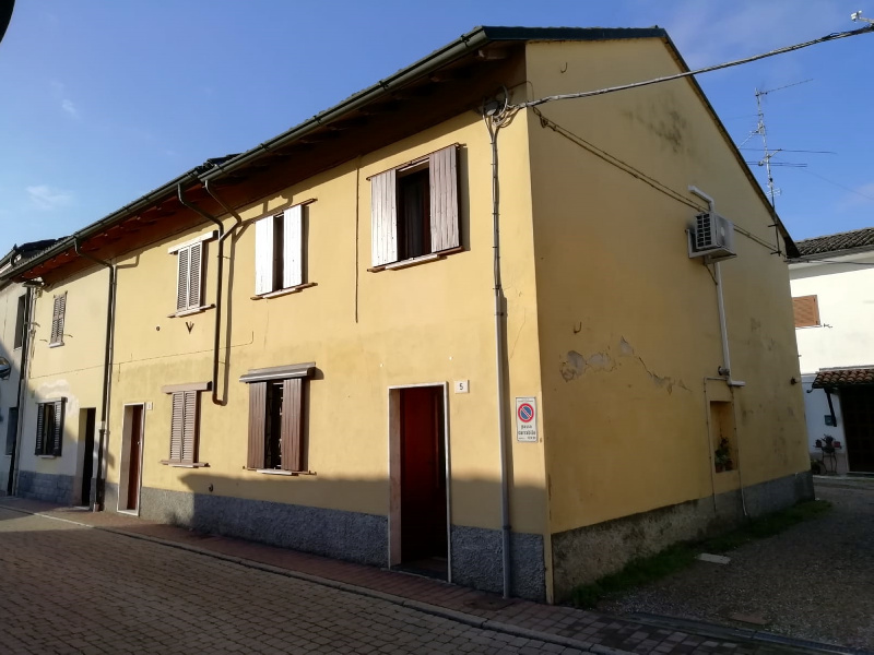  ossago lodigiano vendita quart:  studio fanfulla s.n.c.