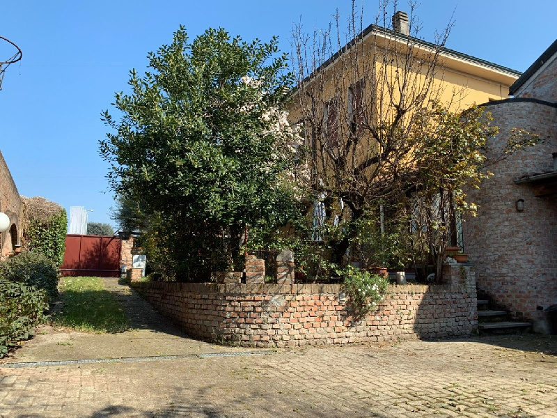  lodi vendita quart:  studio fanfulla s.n.c.