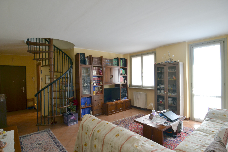  san martino in strada vendita quart:  studio fanfulla s.n.c.