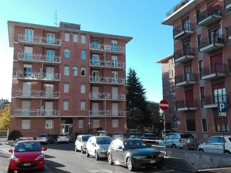 Appartamento BIELLA vendita   Via Perotti BBIMMOBILIARE