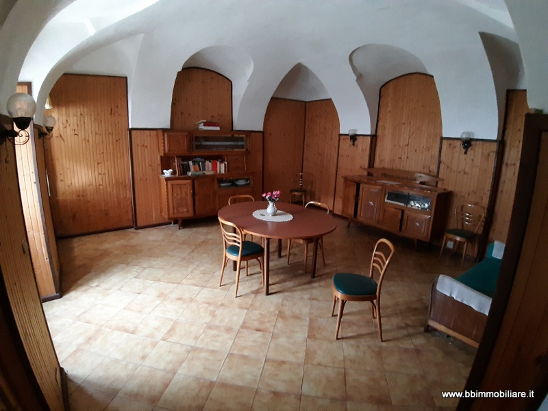 Villa Unifamiliare - Indipendente VIVERONE vendita    BBIMMOBILIARE