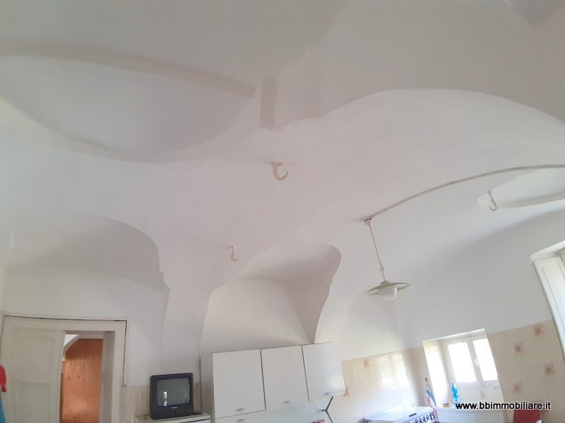 Villa Unifamiliare - Indipendente VIVERONE vendita    BBIMMOBILIARE