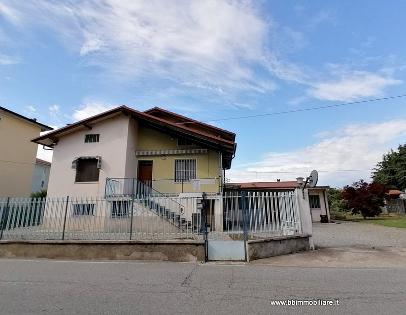  salussola vendita quart:  bbimmobiliare