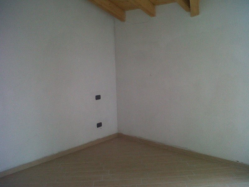 Villa Affiancata - Schiera CARNAGO vendita    Saverio Di Fazio