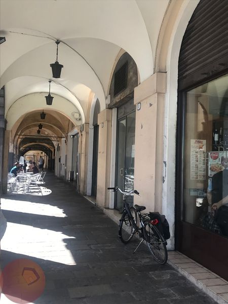 Negozio - Loc.Com. PADOVA vendita  PRATO DELLA VALLE Corso Vittorio Emanuele II, Sfera agenzia immobiliare