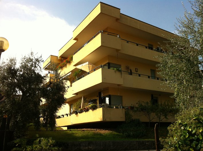 Appartamento SALÒ vendita   Via Nazario Sauro, IMMOBILIARE ZANAGLIO di Zanaglio Enzo