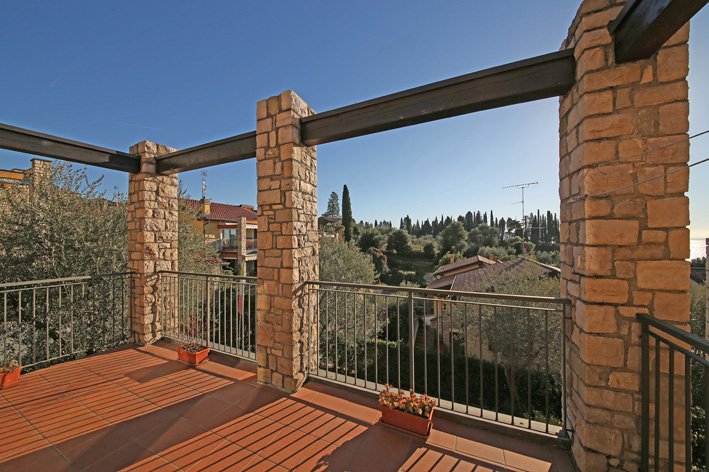 Appartamento TOSCOLANO-MADERNO vendita  Gaino Via Per Pulciano e Gaino, IMMOBILIARE ZANAGLIO di Zanaglio Enzo