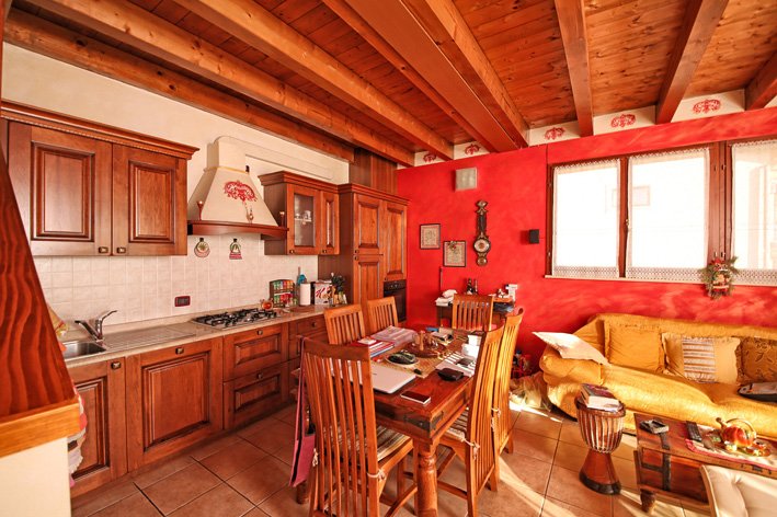 Appartamento TOSCOLANO-MADERNO vendita  Gaino Via Per Pulciano e Gaino, IMMOBILIARE ZANAGLIO di Zanaglio Enzo