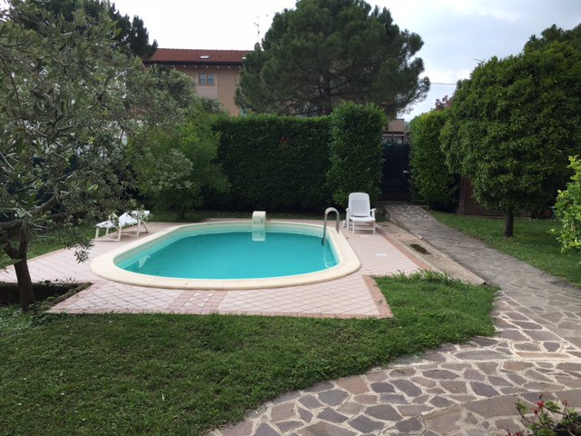 Villa TOSCOLANO-MADERNO vendita  Toscolano Viale Marconi, IMMOBILIARE ZANAGLIO di Zanaglio Enzo