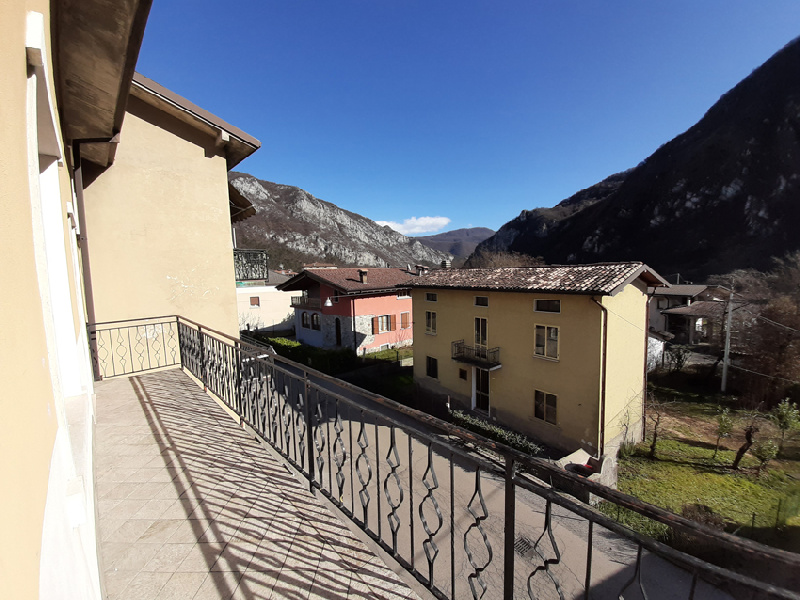 Stabile intero - Palazzo VOBARNO vendita  Carpeneda Via Comunale,54 IMMOBILIARE ZANAGLIO di Zanaglio Enzo