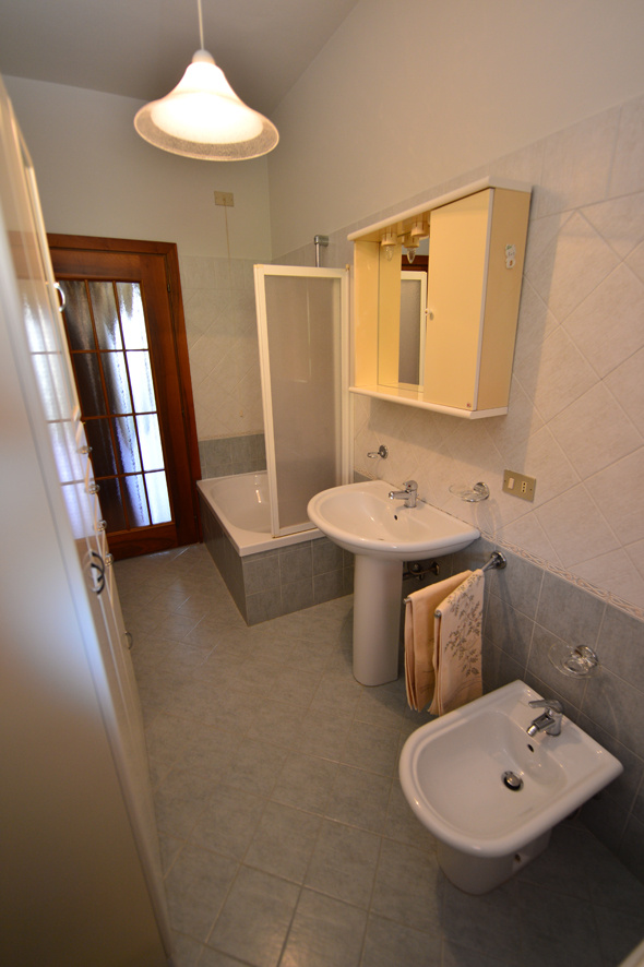 Appartamento TOSCOLANO-MADERNO affitto  Toscolano Via Galvagni,6 IMMOBILIARE ZANAGLIO di Zanaglio Enzo