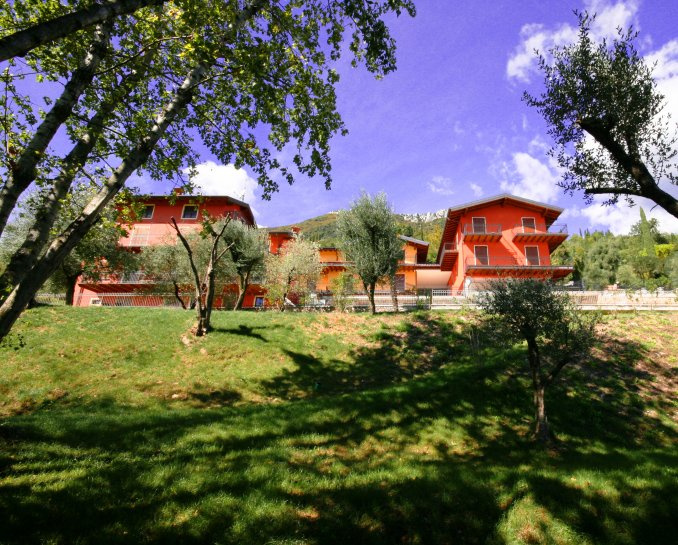 appartamento toscolano-maderno affitto   via golf, immobiliare zanaglio di zanaglio enzo