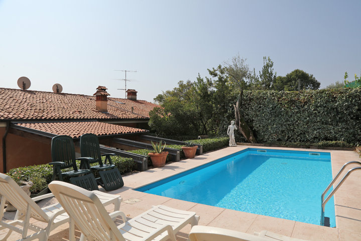 Villa TOSCOLANO-MADERNO affitto   Via Belvedere, IMMOBILIARE ZANAGLIO di Zanaglio Enzo