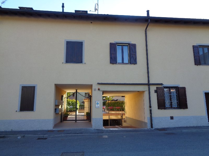  cerro al lambro vendita quart: riozzo gipieffe di pelizzola giuliana d.i.