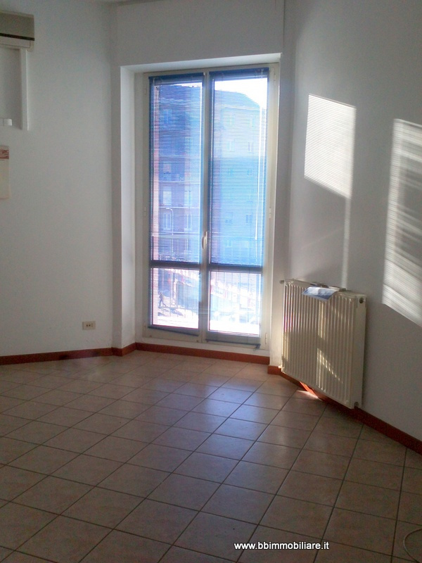 Foto 9 di 13 - Appartamento in affitto a Biella