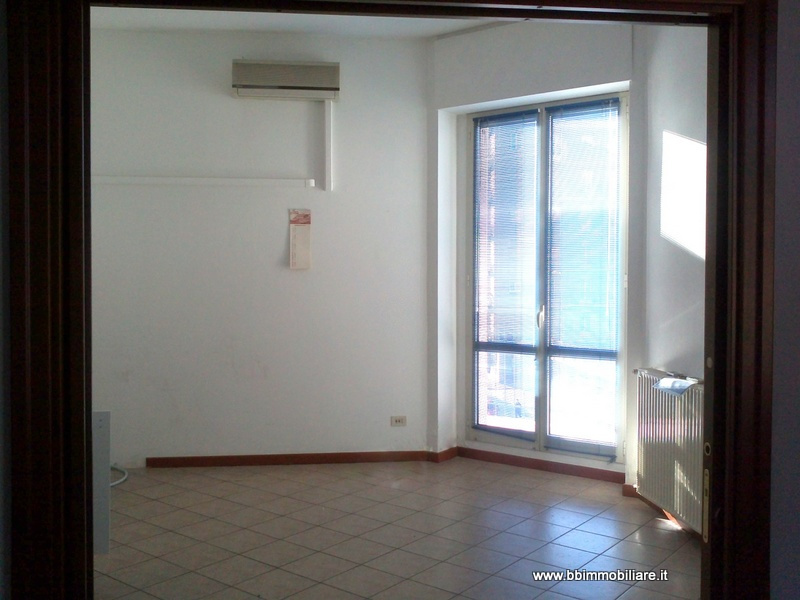 Foto 8 di 13 - Appartamento in affitto a Biella