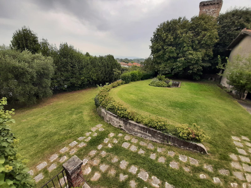 Villa in vendita a San Felice Del Benaco (BS)