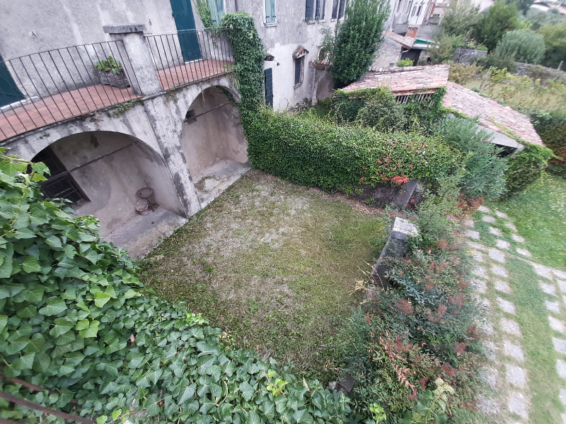 Villa in vendita a San Felice Del Benaco (BS)