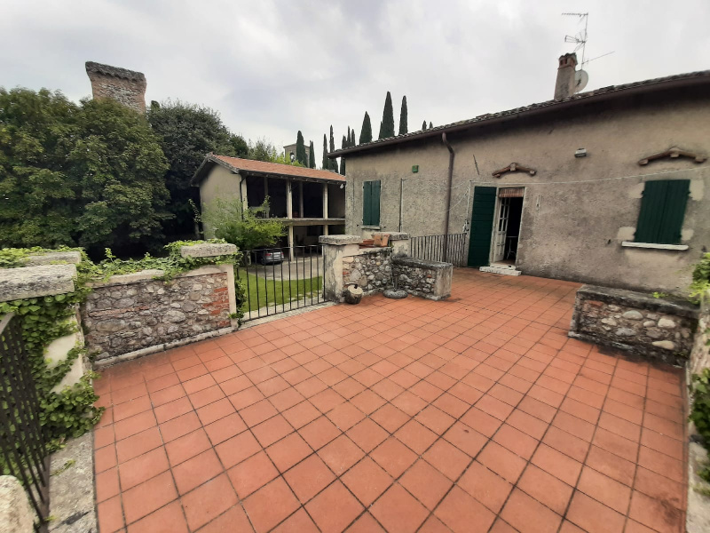 Villa in vendita a San Felice Del Benaco (BS)