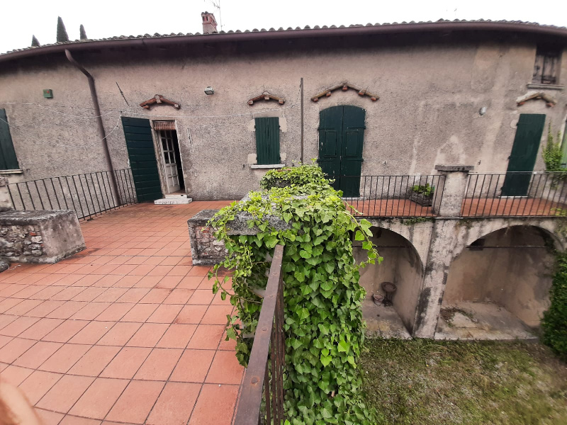 Villa in vendita a San Felice Del Benaco (BS)